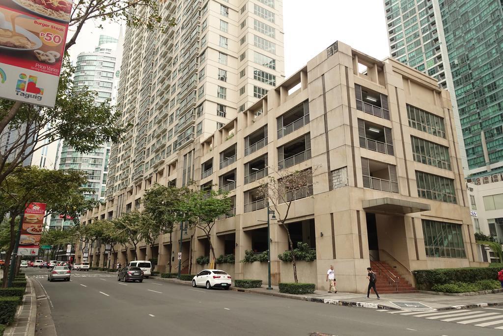 Apartment Modern Asian At Forbeswood Parklane The Bgc Manila